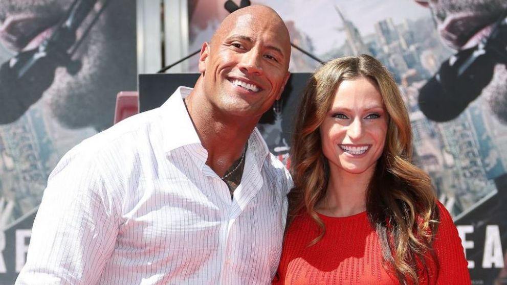Dwayne Johnson, tatic pentru a doua oara. Iubita celebrului actor a adus pe lume o fetita