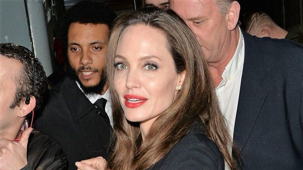 Angelina Jolie, în pericol să rămână singură. „Nu poate face nimic în privința asta”