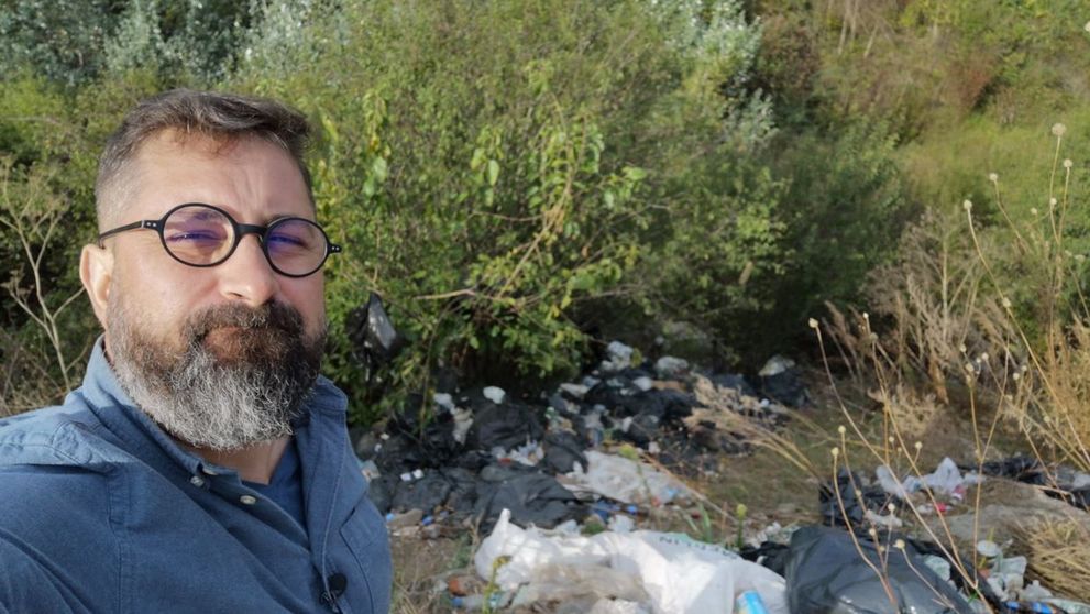 România, te iubesc! | „Războiul gunoaielor”, o anchetă de Cosmin Savu