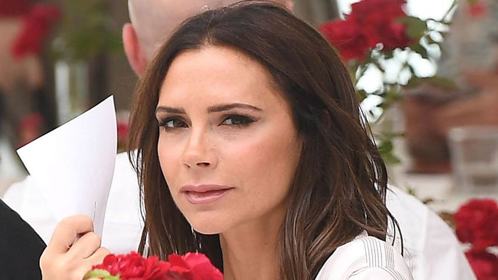 Victoria Beckham, imagini controversate. Cum și-a făcut reclamă la noua sa linie de tricouri
