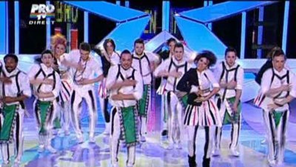 VIDEO Cine sunt mai talentati: moldovenii, muntenii sau ardelenii? Baletul lui Edi Stancu explica in pasi de dans