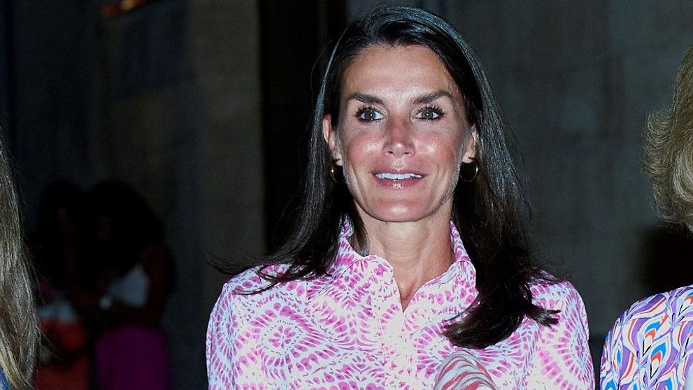 Regina Letizia a Spaniei, apariție fabuloasă într-o rochie de 160 de lei