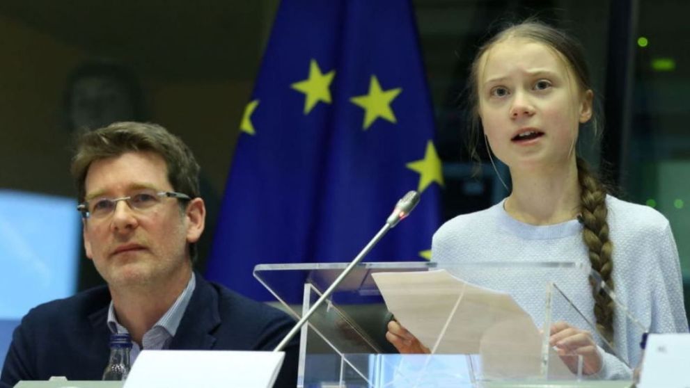 Greta Thunberg sună adunarea pentru protejarea planetei: „Vinerea asta vor fi greve la nivel mondial”