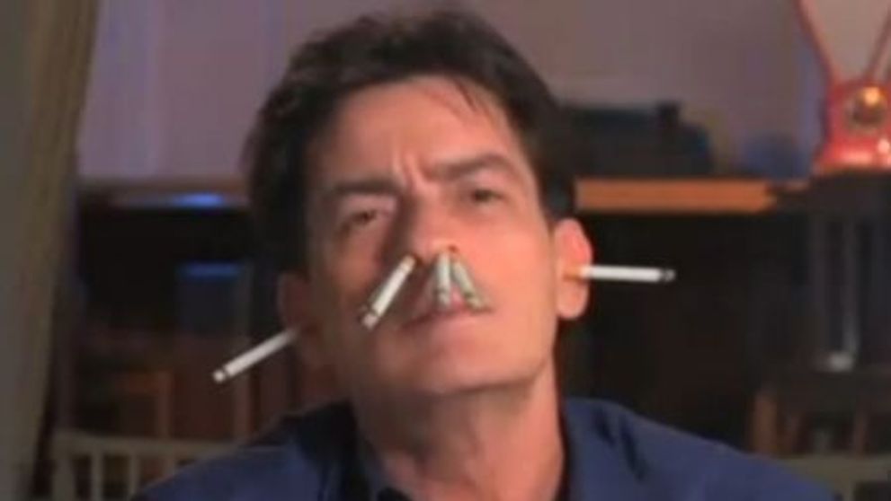 VIDEO Un interviu-parodie al lui Charlie Sheen a devenit HIT pe internet in cateva ore!