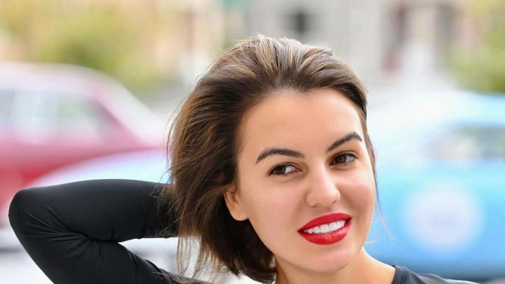 Romina Gingașu, ravisantă într-o ținută de peste 2.000 de euro. Soția miliardarului Piero Ferrari a întors toate privirile la un eveniment privat
