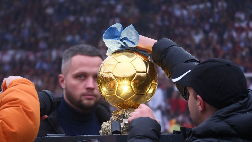 Scandal la FIFA! Câștigătorul Ballon d'Or, dezvăluit de un jurnalist cu câteva ore înainte de ceremonie. Cine a ”scăpat” informația și cui va înmâna Ronaldinho trofeul