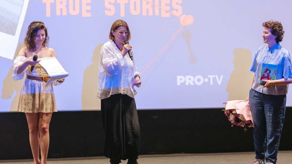 Ioana Pârvulescu este câștigătoarea Premiului „De la Carte la Film“. Premiul a fost oferit în cadrul Book to Screen, ediția a III-a