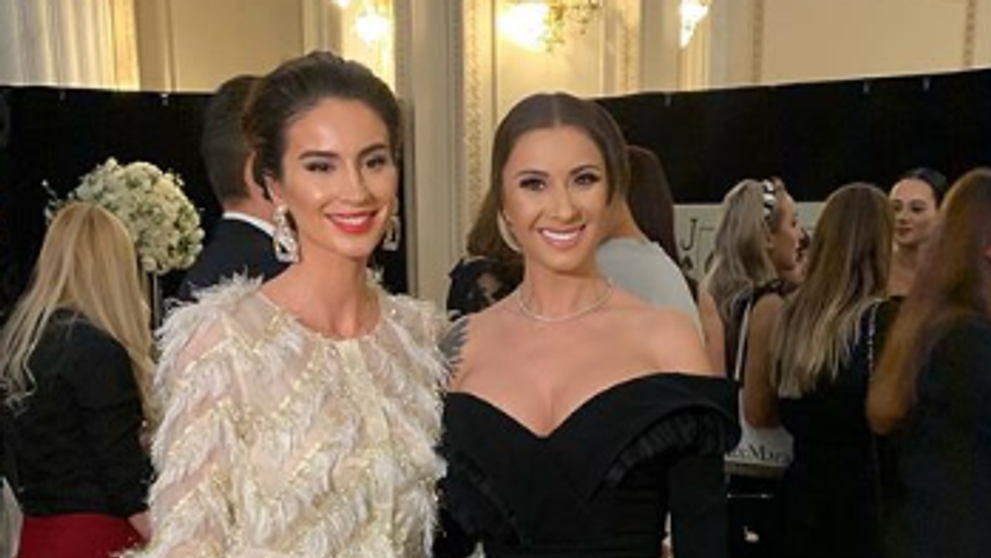 Anamaria Prodan și Geanina Ilieș față în față. Cele două pețitoare de gospodari s-au întrecut în eleganță