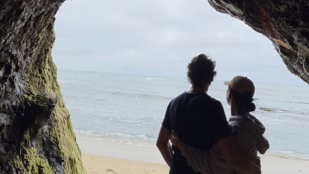 Nu se mai ascund! Au fost fotografiați în ipostaze romantice pe malul oceanului. Katy Perry și Justin Trudeau sunt mai îndrăgostiți ca oricând