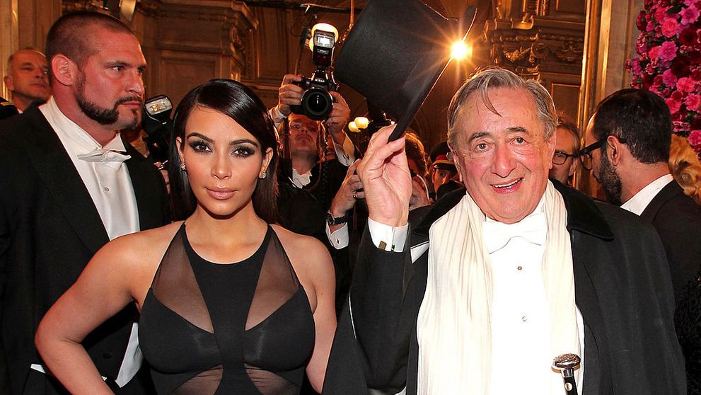 Un miliardar playboy, care a fost în trecut iubitul lui Kim Kardashian, a murit la scurt timp după ce s-a căsătorit cu a șasea soție. Motivul decesului