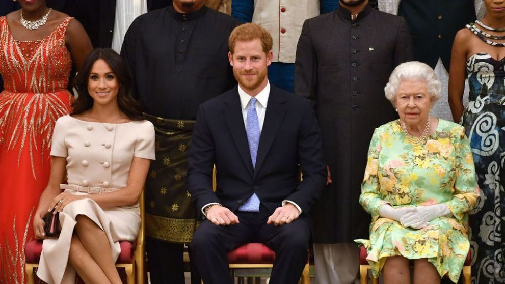 Momentul când Harry a sfidat-o pe Regină din cauza lui Meghan