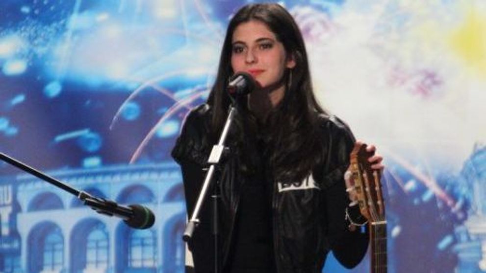 Alma Boiangiu, adolescenta de 19 ani care viseaza sa devina o artista completa!