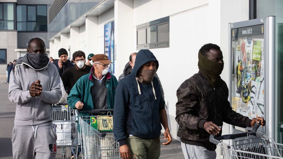 Măsuri de carantină fară precedent la italieni: 