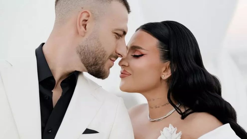 Oana Radu s-a căsătorit! Artista a publicat deja primele imagini de la nuntă, iar fanii i-au lăsat sute de comentarii. Cine este bărbatul care o face fericită