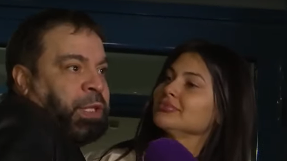 Florin Salam i-a făcut o declarație de dragoste soției sale, Roxana Dobre, după ce a fost acuzat că s-ar fi culcat cu fata pe care ar fi agresat-o: „Știe toată lumea că...”