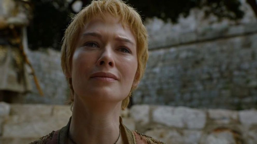 Lena Headey, nemachiata, in sandale si pantaloni scurti. Cat de diferita e actrita cand nu joaca rolul lui Cersei 