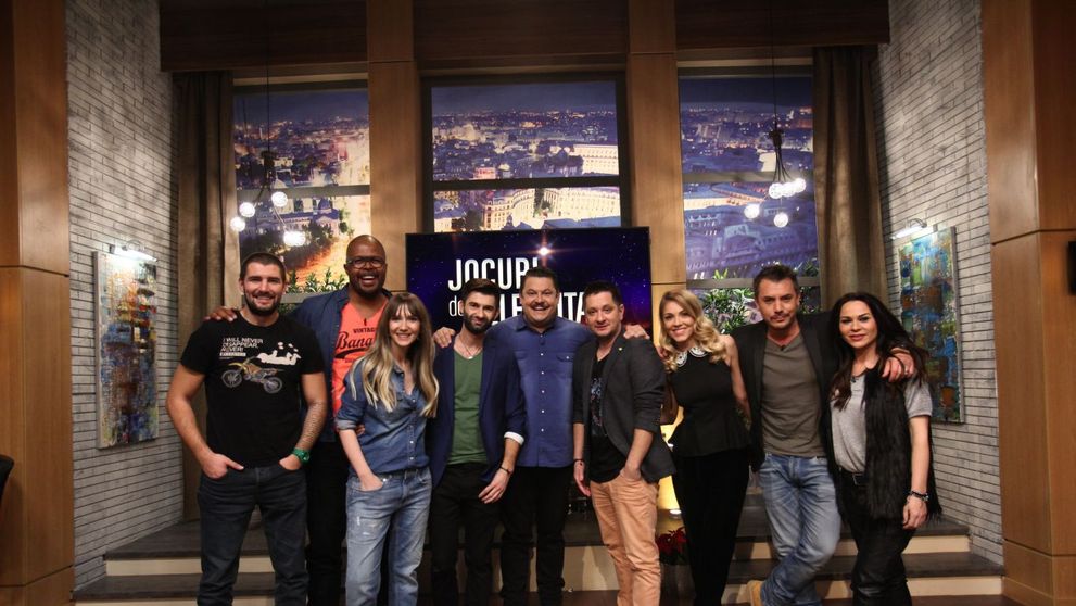 Cabral, Adela Popescu, Razvan Fodor si Deea Ibacka dau tonul distractiei la Jocuri de celebritate