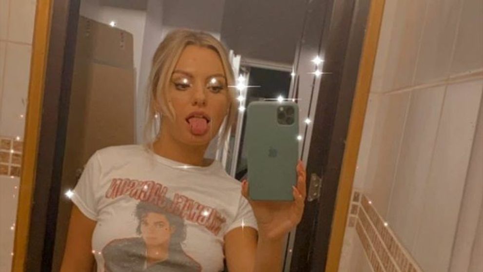 Așa se relaxează Alexandra Stan între interviuri! Artista a filmat tot și a postat clipul pe Instagram