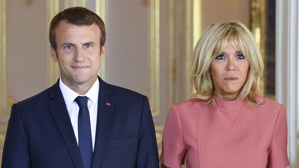 Brigitte Macron, comparată cu ”o bunicuță de 92 de ani”. Cine a făcut această imensă gafă