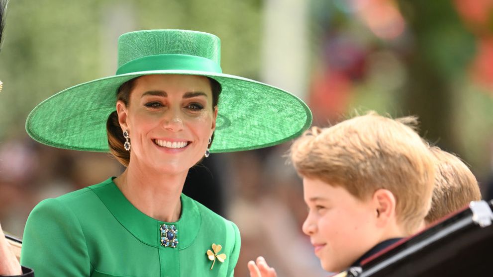 Motivul pentru care lui Kate Middleton îi este interzis să-l pregătească pe Prințul George ca viitor rege