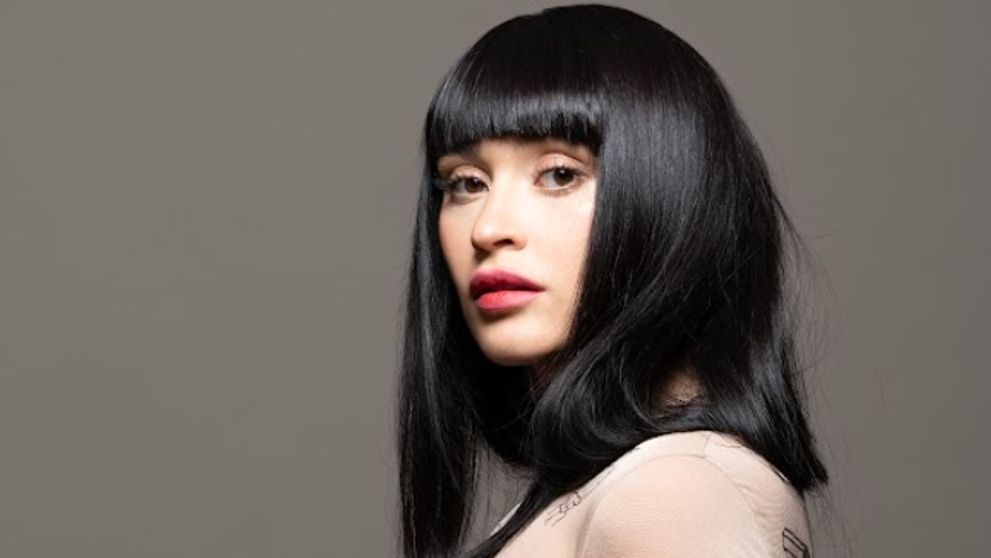 Irina Rimes sparge topurile! Hitul „Să nu uiți cât te-am iubit” face istorie în industria muzicală din România