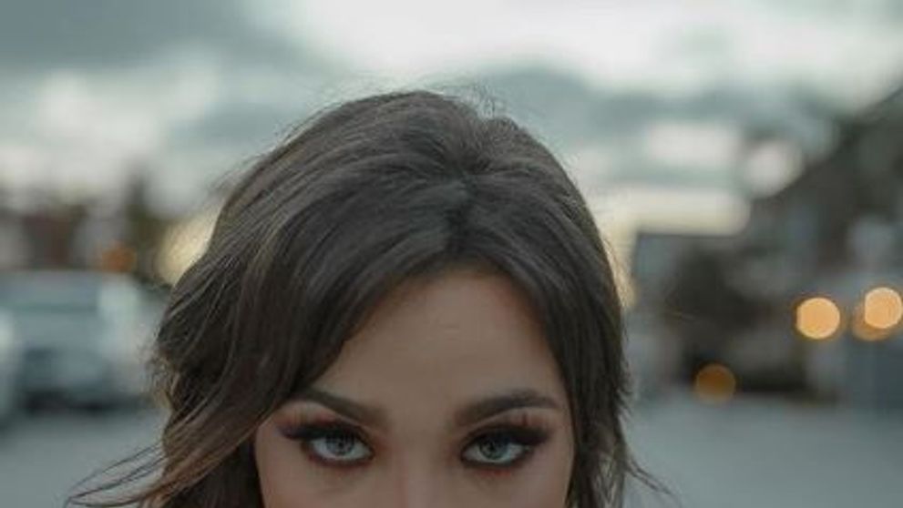 Cea mai frumoasa Kardashian nu vrea sa fie celebra si arata mai bine decat renumitele surori