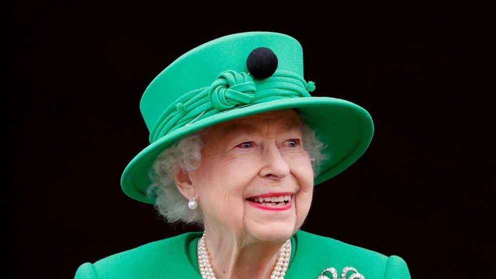 Regina Elisabeta a II-a a Marii Britanii ar fi avut cancer înainte de a muri