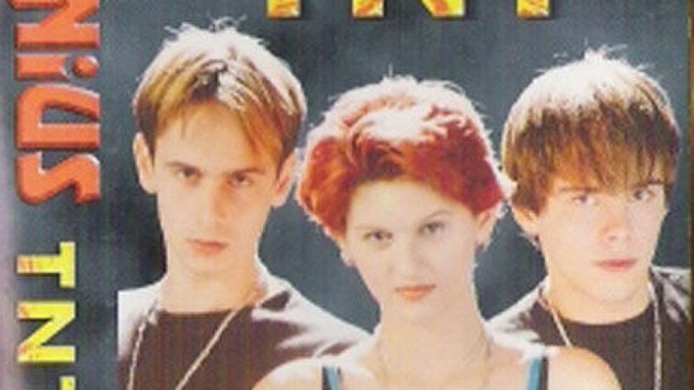 Oana de la Genius nu mai seamănă deloc cu pustoiaca roșcată din anii 2000. Cât de sexy arată ca brunetă