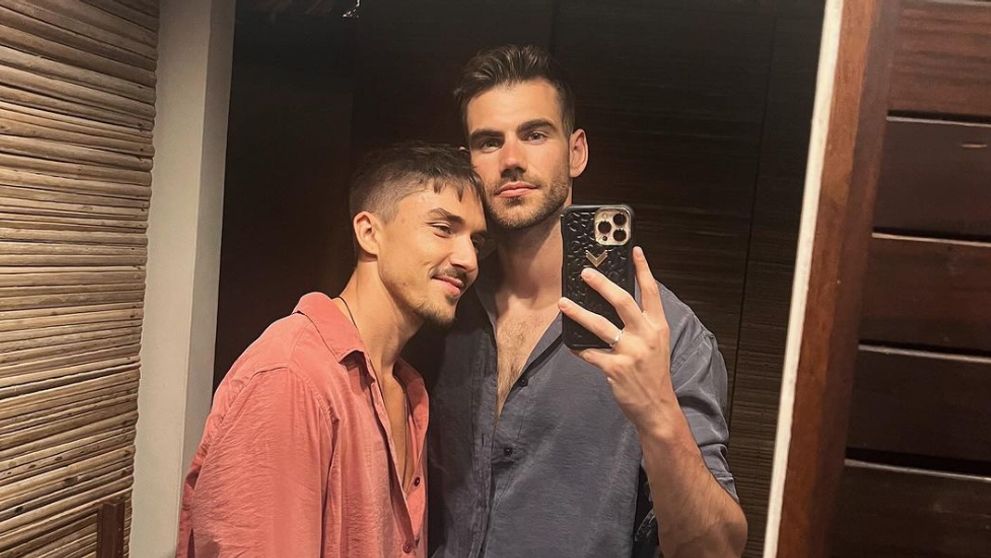 Când vor face nunta Emil Rengle și Alejandro Fernandez. Cei doi artiști s-au logodit pe o plajă din Mexic: „Ne luăm timp”