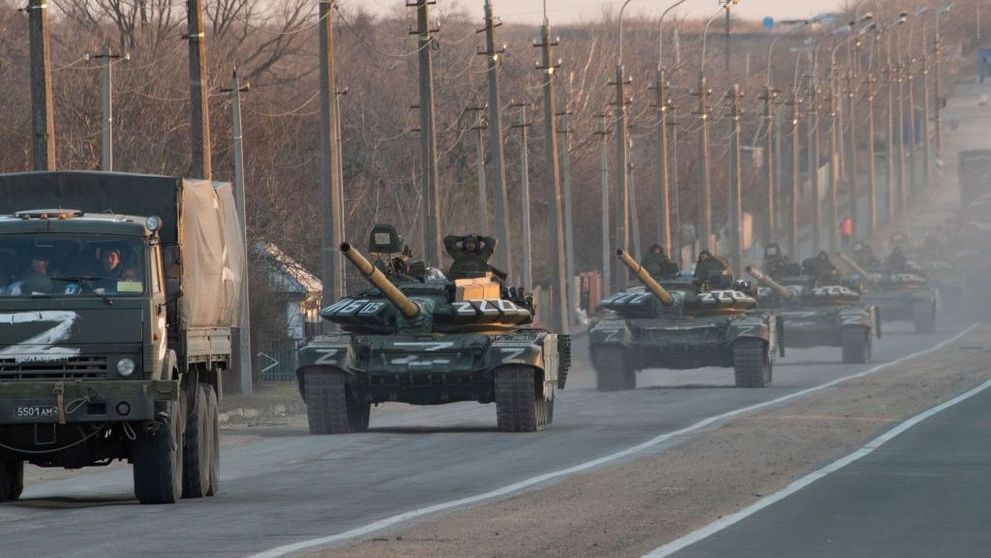 Soldații ruși, gesturi disperate în Ucraina: un militar și-a călcat superiorul cu tancul