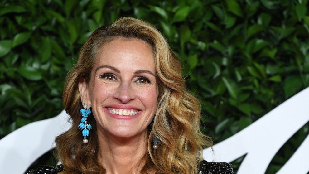 Julia Roberts, surprinsă în costum de baie la 52 de ani! Cum arată celebra actriță