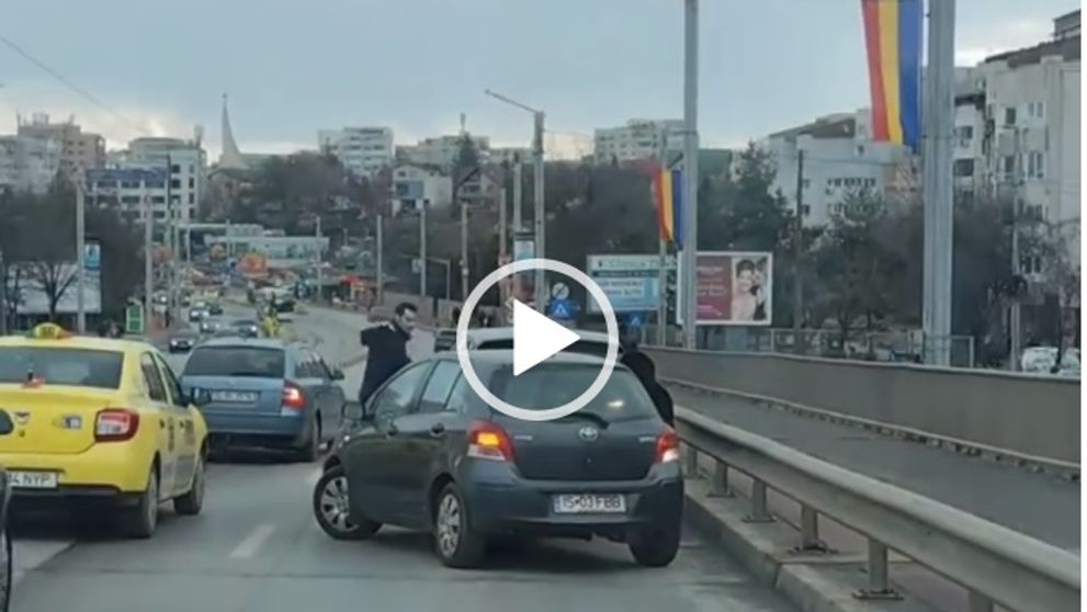 Un șofer de doar 36 de ani a murit după ce a făcut infarct la volan. Cu o oră înainte chemase ambulanța, dar a refuzat internarea - VIDEO