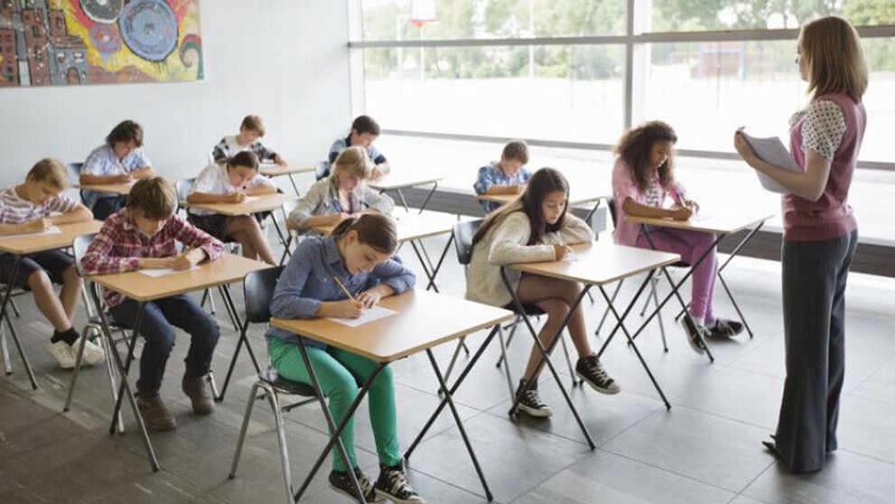 Evaluare Națională 2022. Elevii susțin proba la Matematică