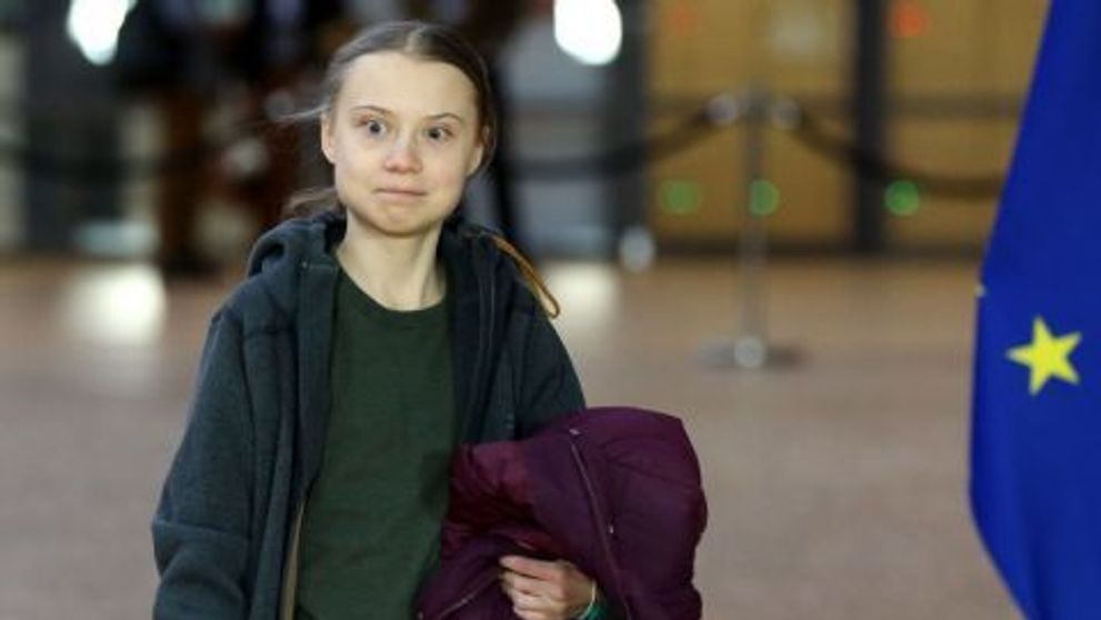Greta Thunberg îl ia peste picior pe Andrew Tate, reținut de poliția română ”Dacă nu reciclezi cutiile de pizza”