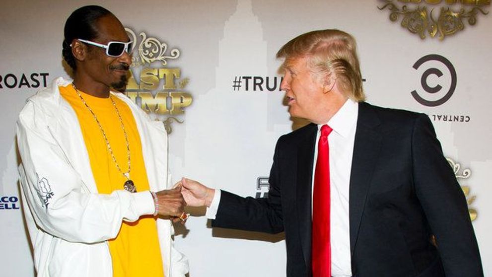 Snoop Dogg, noul erou al americanilor. L-a înjurat pe Donald Trump în fața Casei Albe