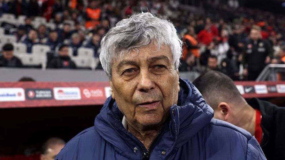 Mircea Lucescu este conectat la aparate, la Terapie Intensivă. Primele informații despre fostul selecționer, după ce starea lui s-a înrăutățit: „E în stare indusă. Să-i dea Dumnezeu zile!”
