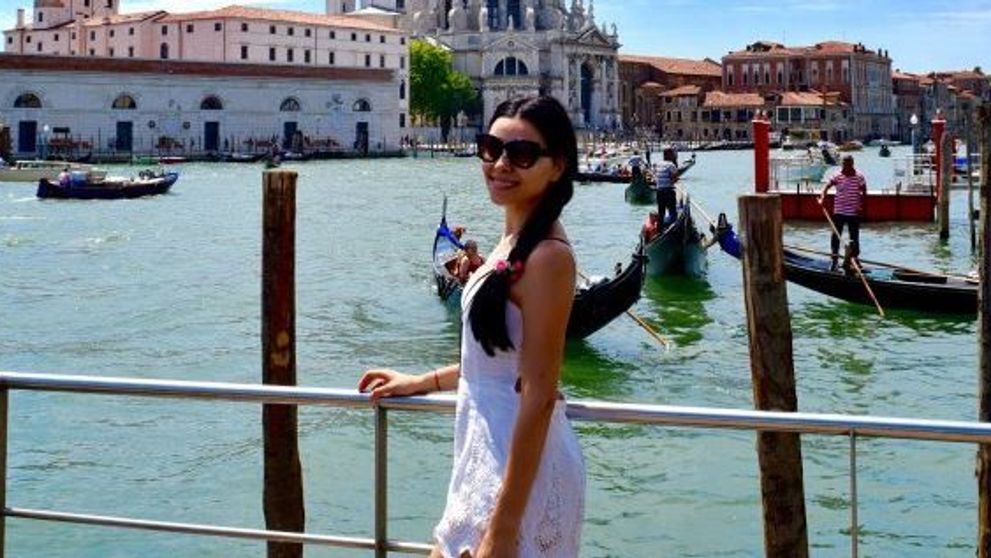 Corina Caragea, fotografii de nota 10 in cele mai romantice locuri din lume