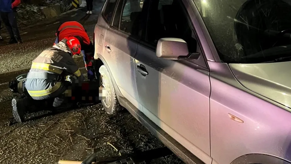 O femeie din Vaslui a murit după ce a fost călcată de propria ei mașină, pe care abia o parcase. Cum a fost posibil