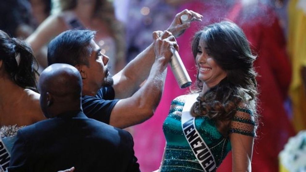 Raspunsul care confirma ca participantele la concursurile de frumusete nu au niste minti sclipitoare. Protagonista: Ocupanta locului 3 la Miss Universe 2012