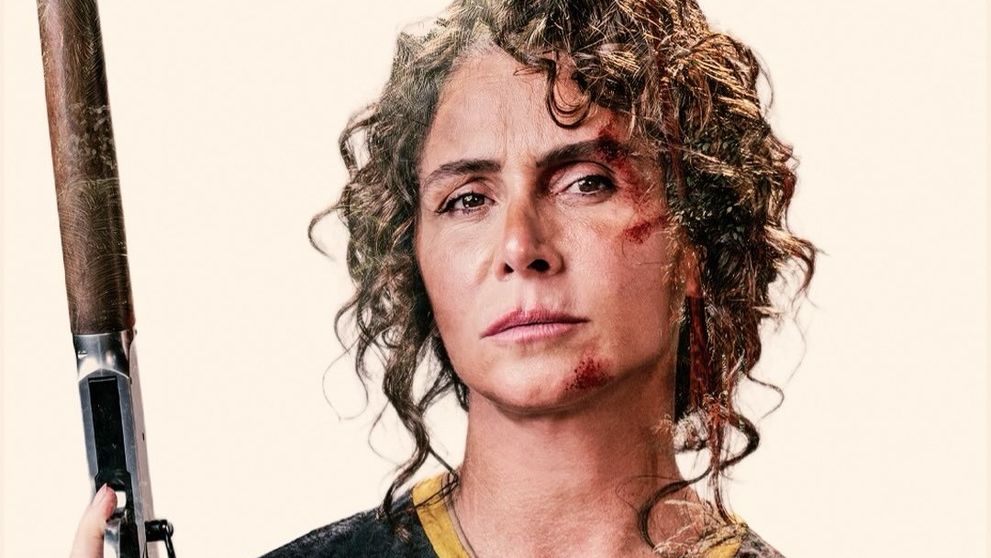 La 50 de ani, Giovanna Antonelli a lăsat în urmă telenovelele și a acceptat provocarea de a juca într-un film de acțiune. Platoul de filmare a fost în Pădurea Amazoniană