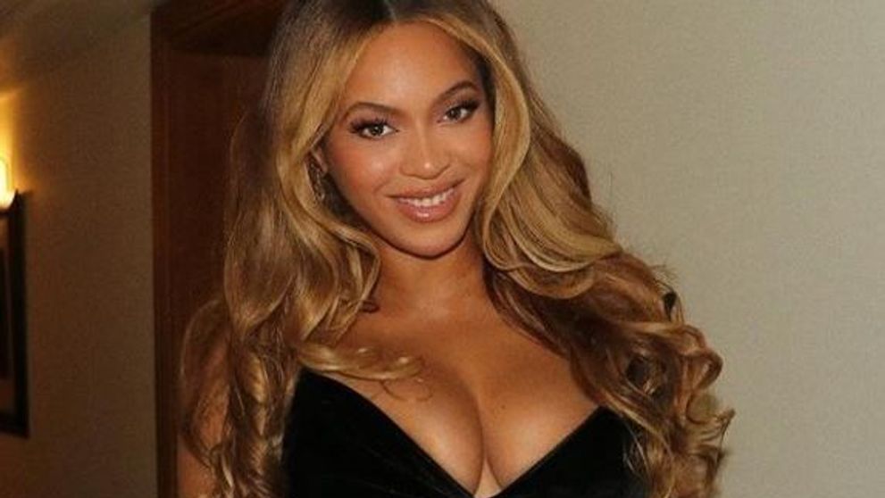 Beyonce, imaginea perfecțiunii la premiera filmului “The Harder They Fall”, produs de Jay-Z
