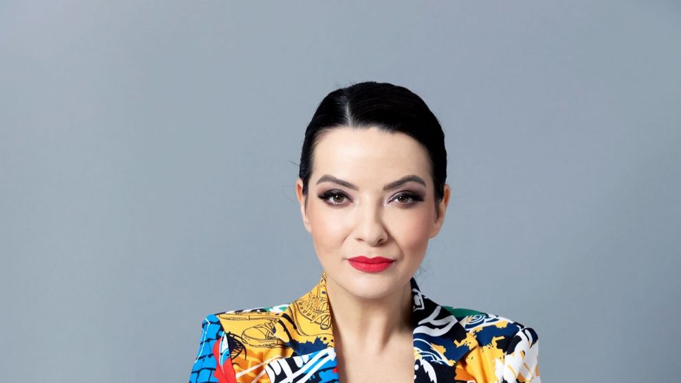 Anca Dinicu