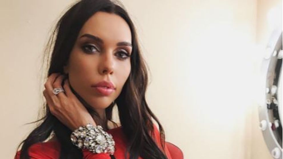 A devenit unul dintre cele mai populare modele de pe Instagram. Cum arata bruneta care adora sa pozeze in costum de baie