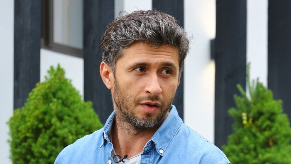 Reacția lui Dragoș Bucur după ce a fost pus la zid de internauți