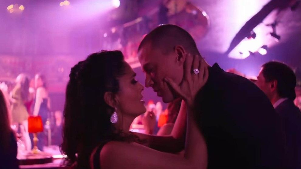 Salma Hayek și Channing Tatum, scene fierbinți în Magic Mike’s Last Dance. Trailerul are peste 4 milioane de vizualizări