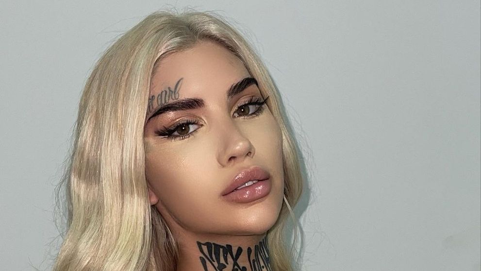 VIDEO Bia Khalifa, așa cum nu ai mai văzut-o! Blondina s-a filmat făcând mișcări lascive, în pat