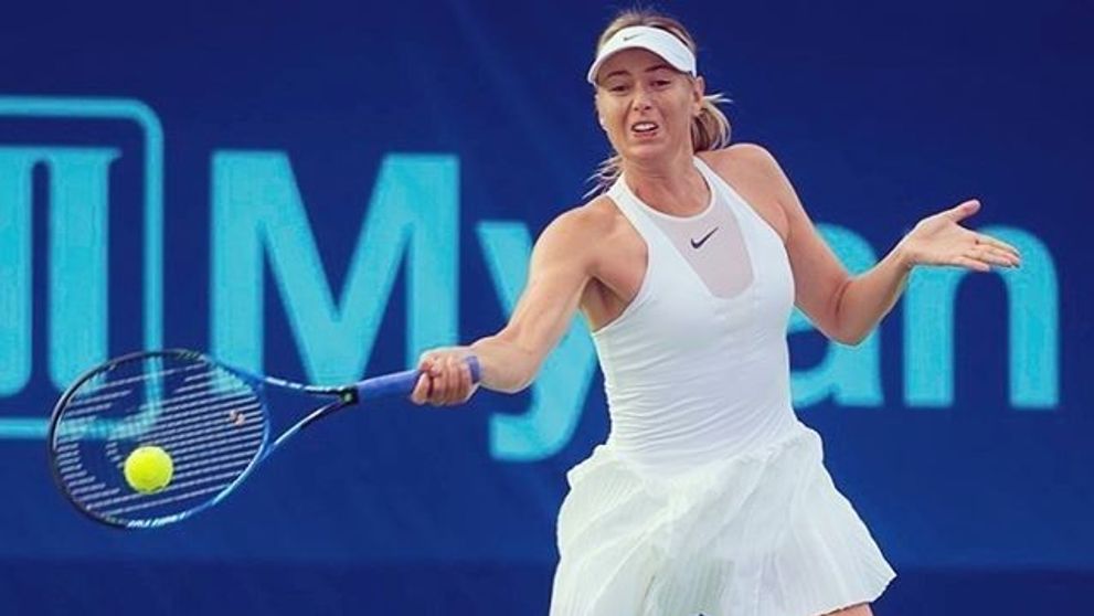 O imagine de miliarde! Cu ce barbat a aparut una dintre ce le mai frumoase jucatoare de tenis, Maria Sharapova