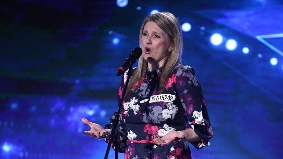 Mihaela Viorela Hasuna 