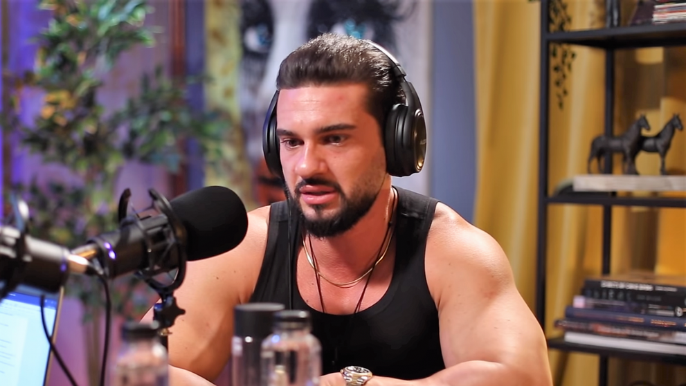 Dorian Popa, despre relația tensionată avută cu tatăl lui: „Nu pot să-l iert”