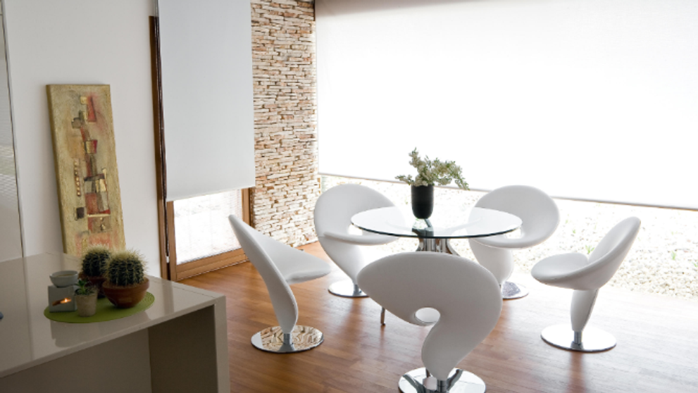 (P) Cum să alegi piese de mobilier HoReCa de top pentru locația ta?